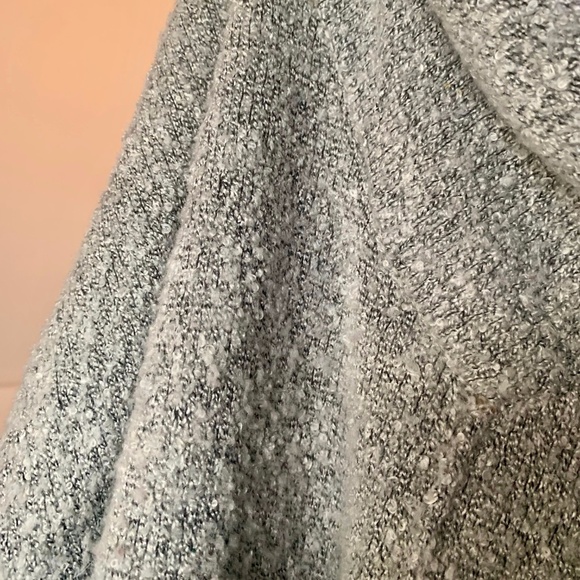 Kenzie Soft Cozy Boucle Dolman sleeve Gry Sweater SIZE L - Picture 2 of 5